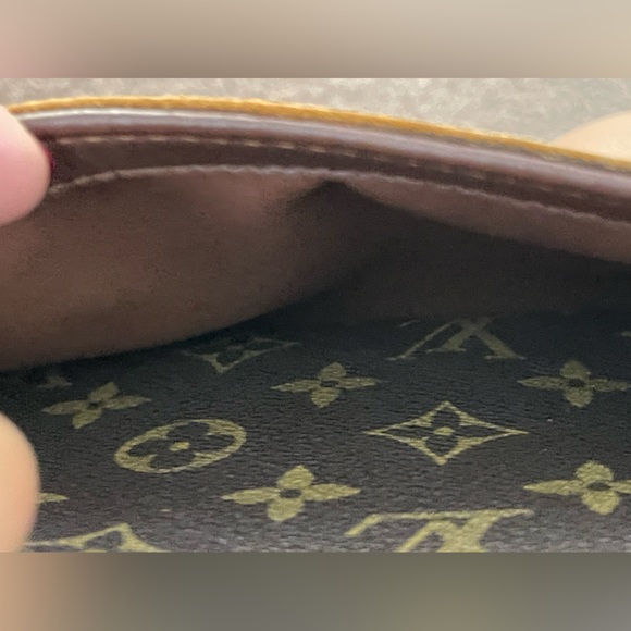 LOUIS VUITTON Monogram Blois Crossbody/Shoulder Bag - Picture 10 of 15